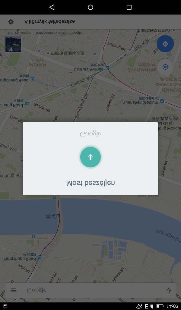 Aktuális hely Az aktuális tartózkodási helye megtekintéséhez érintse meg a ikont. Majd koppintson A környék felfedezése ikonra a környék helyeinek megtekintéséhez.