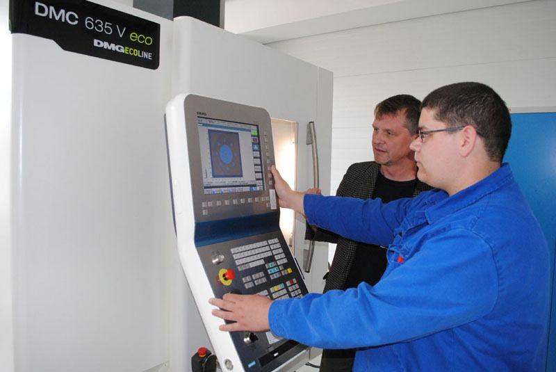 C CNC programozás "A 21.