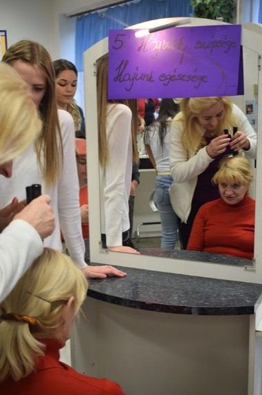 " -Kíváncsi vagy, hogy milyen