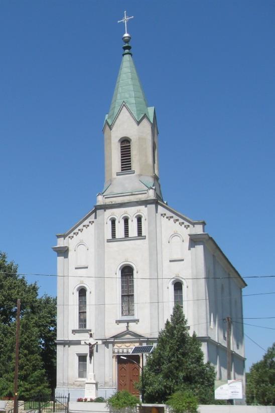 Ezek közül műemléki védettséget egyedül a mai formájában az 1870-es években kialakított református imaház épülete élvez. Ez az épület már 1784-ben is állt, és a reformátusok tulajdonában volt.
