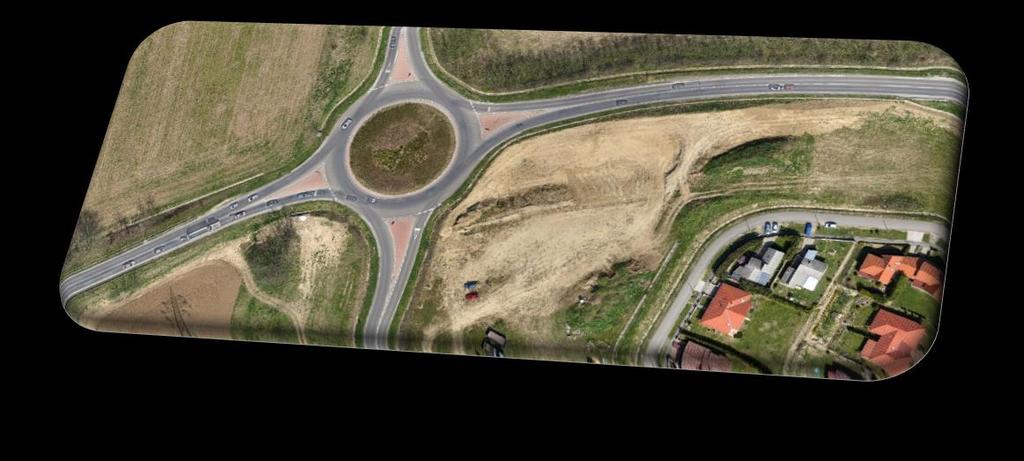 Az UAV technológiák térképészeti célú alkalmazásának lehetőségei, célterületei: Légi-térképészet, GIS, Precíziós mezőgazdaság, Erdészet, Régészet, Mozgásvizsgálat, Egyéb Egyedülálló lehetőség nyílt a
