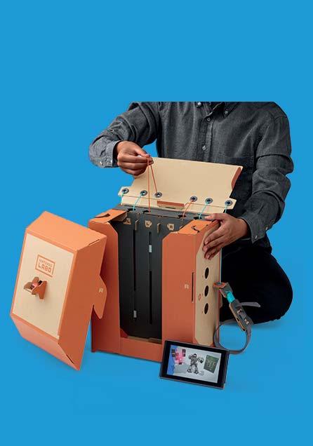 Ráadásul ezeket a szerkezeteket a Nintendo Switch konzollal kombinálva életre is keltheted őket! Nyerj meg motorversenyeket, fogj halat, adj elő egy dalt.