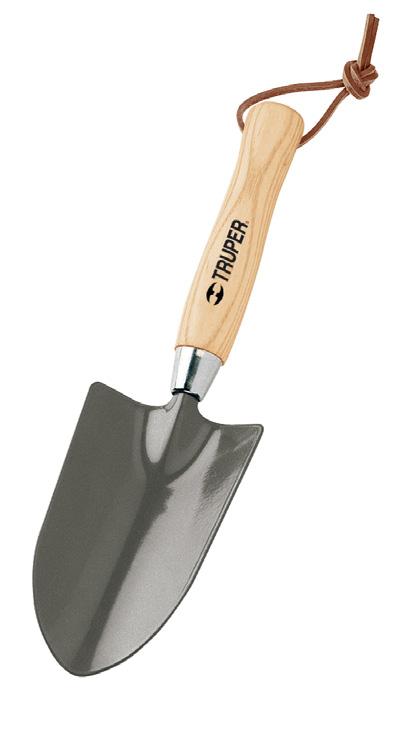 Kis földlazító,29cm hosszú,3 fogú 15 cm lakkozott fa nyél, bőr akasztóval 6 15024 GTS-FO Kis villa,30cm hosszú 3 fogú, 15cm lakkozott fa nyél, bőr akasztóval 6 15026 GTS-SH Kis lapát,32cm hosszú 15