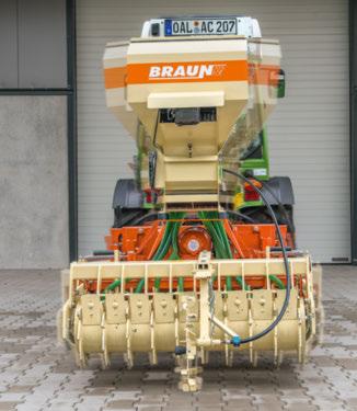 A billentés visszajelző segítségével mindig beállíthatja a megfelelő billentési szöget. FENDT 200 V/F/P VARIO: HÁTSÓ EMELŐMŰ mindig is kiváló.