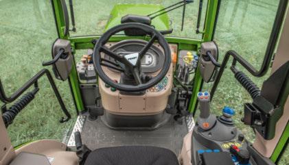 Kardánalagút A kimondottan ezen osztálynak kifejlesztett Fendt V/F/P 200 Vario kabinja a legmagasabb követelményeknek is megfelelő munkahelyet biztosít: eddig