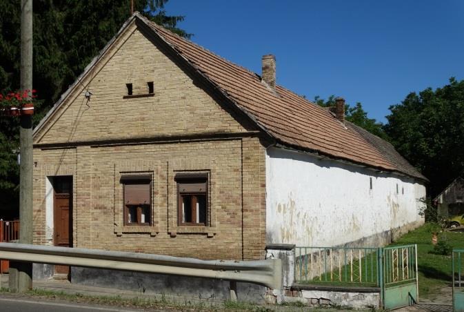 felülettel, vagy tégla architektúrás kiképzéssel javasolt