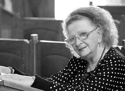 10 Fórum Picinyke tollvonás Jókai Anna maradandó portréjához. Egy telefonhívás szimbolikája Életének 85.