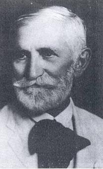 OSZKÓP -. JÚLJUS - JULA ULAY - AUGUST VII. évfolyam 4. szám Vol. ol. VII, Issue 4. 10 BENEDEK ELEK LEK-E -EMLÉKÉV ELEK APÓ SZÜLETÉSÉNEK 150., HALÁLÁNAK 80.