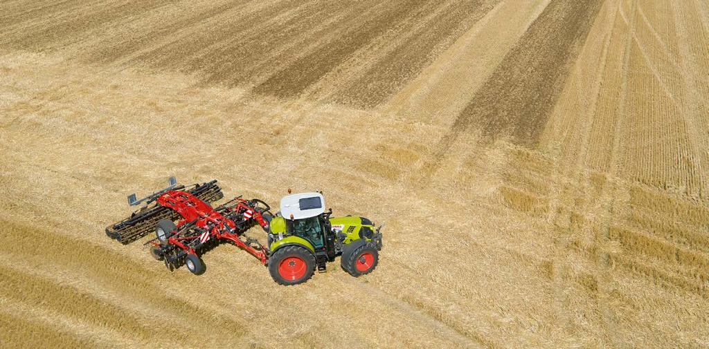 Mindig a megfelelő nyomon: CLAAS kormányzási rendszerek Kormányzási rendszerek Korrekciós jelek RTK (± 2-3 cm) Rögzített referenciaállomás Hatótávolság kb.