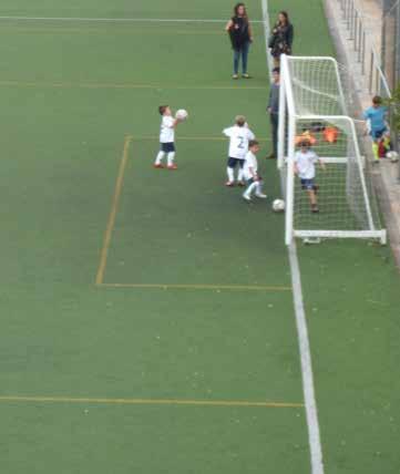 10 óra között (azaz 27 óra alatt) a spanyol meteorológusok, 300-500 mm csapadékot regisztráltak Valencia térségében!