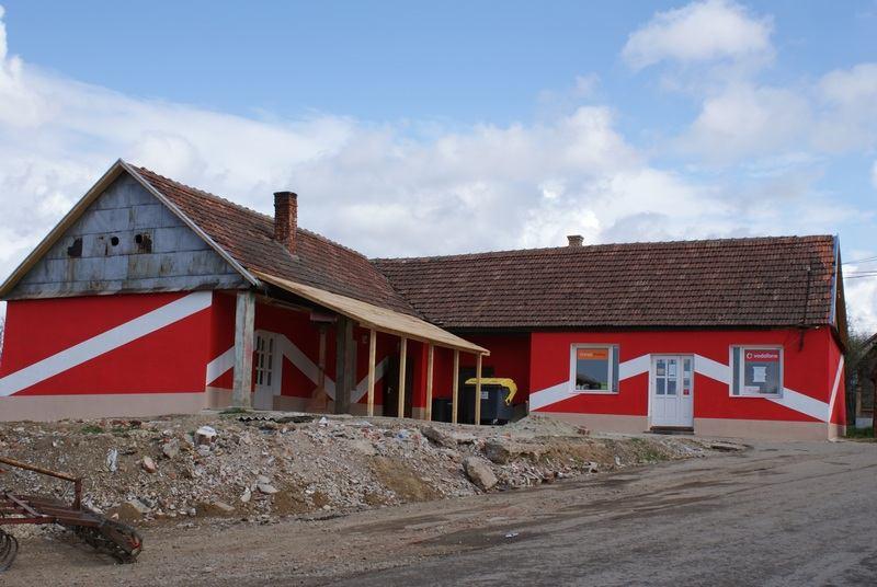 FOCIÖLTÖZŐ ÉS