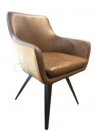 Elegáns tárgyalója, várakozóterme berendezéséhez is kiváló választás. 99,- EUR DL MORO Szürke porszórt fém design lábas kárpitos szék.