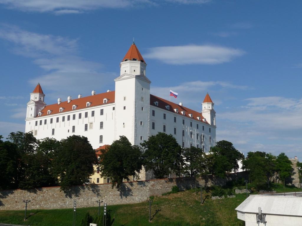 Rövid ismertető és kedvcsináló az októberi kiránduláshoz. Tervezünk egy buszos és egy gyalogos kirándulást is a városban.