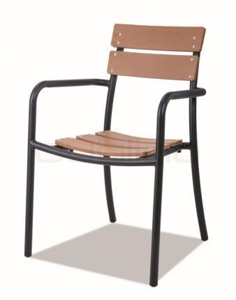 41,-EUR DL BILBAO NAVY BLUE Kültéri vintage szék, koptatott felületű, kültéri használatra alkalmas étteremi terasz szék. Koptatott világos kék, szürke, és krém színben raktárprogram része.