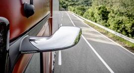 A futurisztikus kamerarendszer a holtterek csökkentésével és a belátható területek növelésével javítja a közlekedés biztonságát, ráadásul az optimalizált aerodinamikai tényezőknek