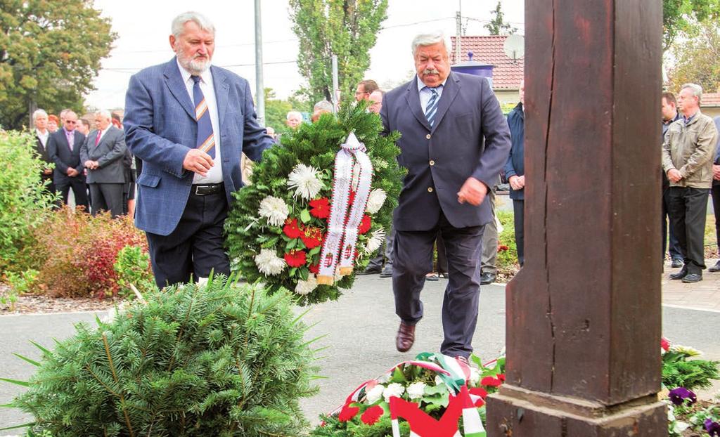 6 KÖZÉLET Egy új élet reményét látták meg a felkelők 1956 októberében OKTÓBERI IFJAK Megérteni 1956 fegyvert ragadó fiataljait Eljött az idő, hogy a márciusi ifjak mintájára októberi ifjakként
