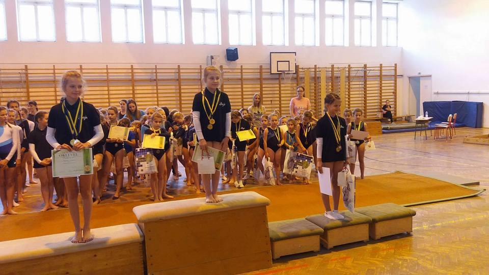 A II. korcsoport egyéni helyezettjei: I. Hesz Borbála, II. Barabás Liliána, III.
