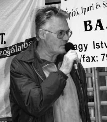 Bajai Honpolgár 2017. szeptember bácskai arcvonások 13 Nem is látja a kosarat, mégis képes 30 pontot is dobni.