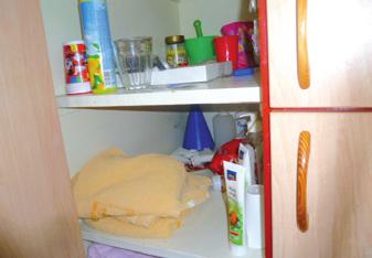 étkezni tilos, itt ital, tea, kávé sem tárolható és