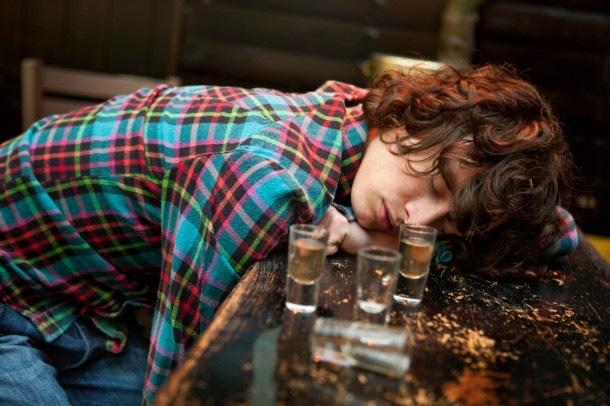 Top3 alvásminőséget rontó döntés tévhitek ALKOHOL ÁTLAGOSAN