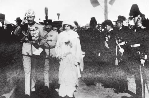 A sérült léghajóval a balkáni front főparancsnokának, Mackensen tábornagynak a főhadiszállása közelében értek földet a bulgáriai Tirnovo mellett. Az akcióban való részvételért megkapta a német II.
