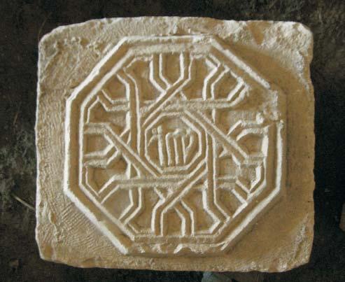 Archaeogeológiai megfigyelések a szíriai Margat (al-markab Citadel) keresztes vár ásatásán 109 Margatban a keresztes kori építményeknél a kemény kréta mészkő elsősorban a belső terekben került