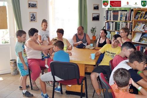 nézők is aktívan