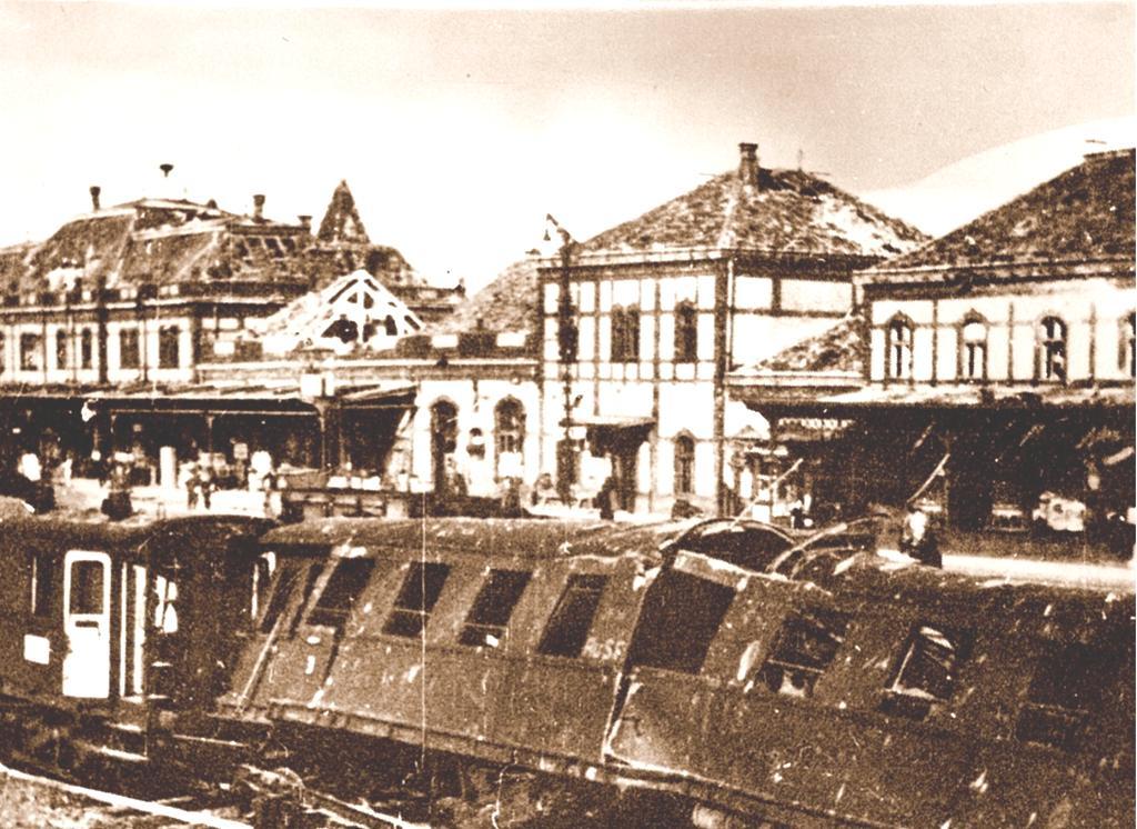 11. ábra. A szolnoki vasútállomás épülete az 1944.