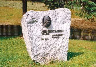 A Decrett Józsefrõl szóló szlovák erdészettörténeti cikkek, tanulmányok legnagyobb része születésének és halálának különbözõ évfordulóira jelentek meg. Így pl. születésének 180.