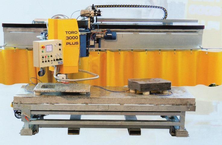6.ábra automata megmunkáló központ lap-, és táblás