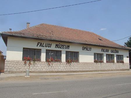 V. Falusi galéria és Helytörténeti gyűjtemény Szent II. János Pál pápa tér 2. Hrsz.: 549/2.