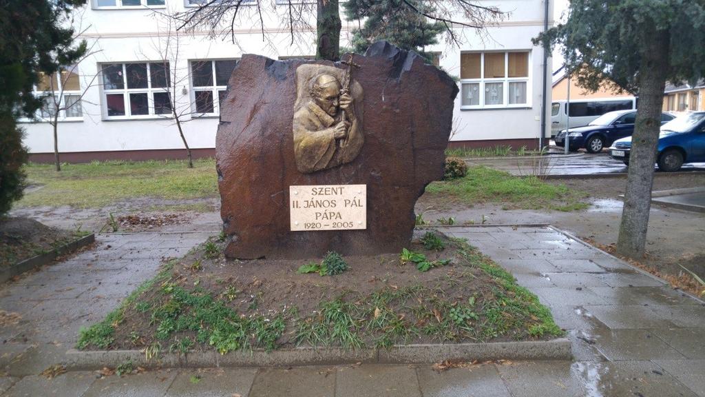 sarok) Kő kereszt
