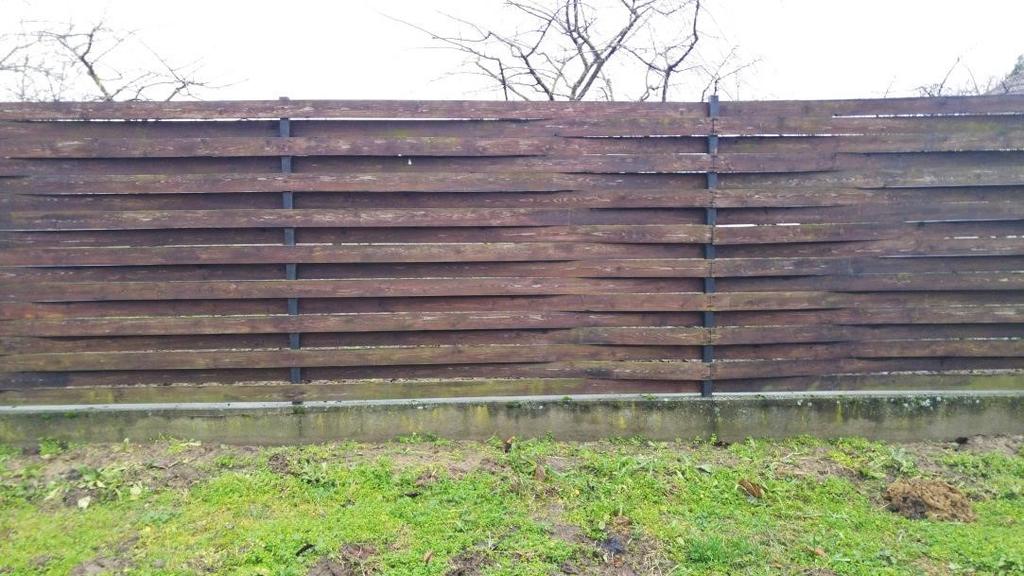 engednek a környezetükre és elősegítik a telek benapozásának biztosítását.