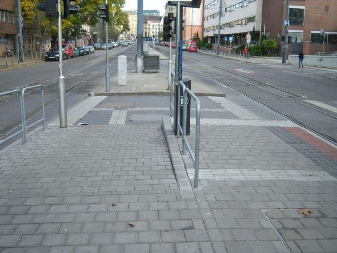 Megállóhelyi rámpa Miután a peron