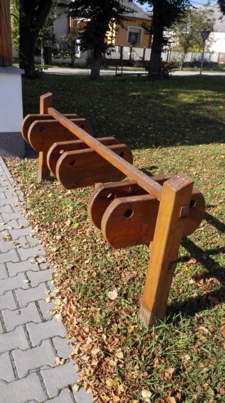 BERENDEZÉSEK A településen az