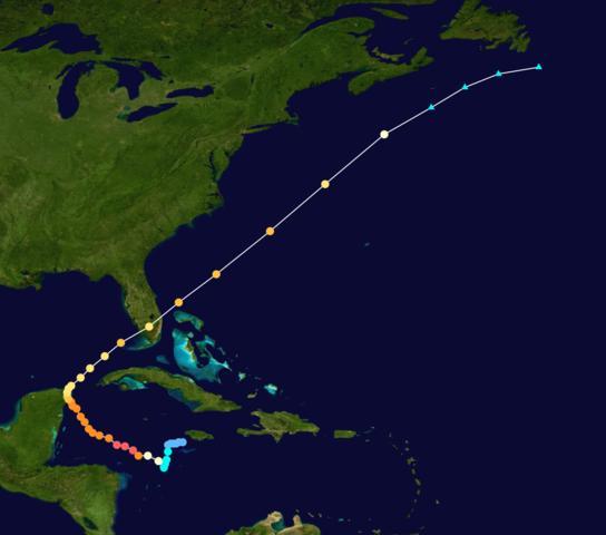 Wilma hurrikán, mely a feljegyzések kezdete óta az atlanti térség legalacsonyabb központi nyomású trópusi ciklonja. A hurrikánokban gazdag 2005 ös esztendőben fejlődött ki.