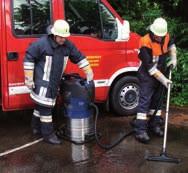 ATTIX 7 KÜLÖNLEGES FELHASZNÁLÁSRA Egyfázisú, száraz-nedves felszívású porszívók Az ATTIX7 LIQUID VAC és FIRE BRIGADE VAC porszívókat speciális, megerőltető feladatok ellátására tervezték, mint az