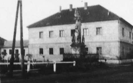 iskola volt.