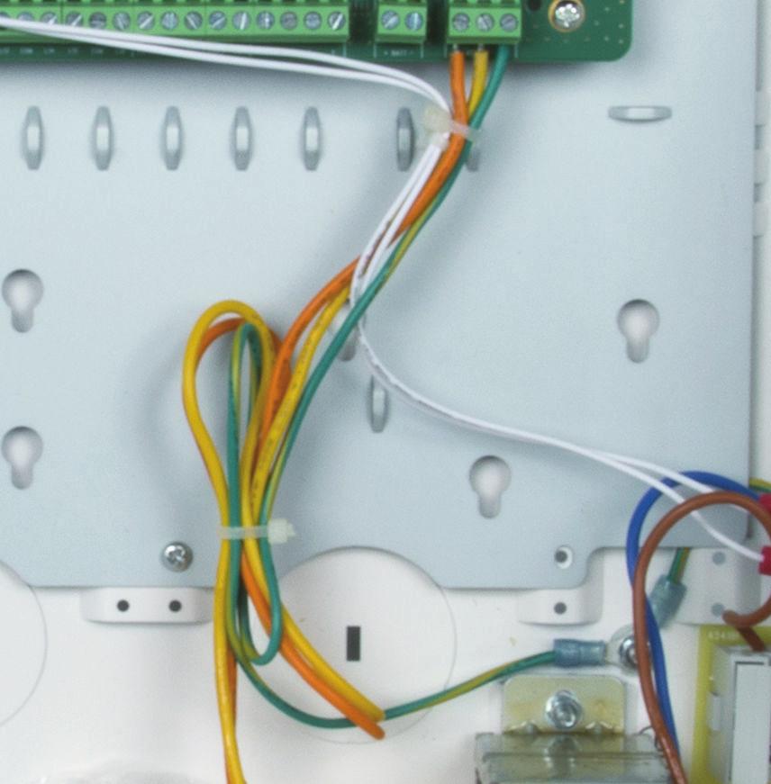 A rendszer üzembe helyezése egyszerű, csak minimális programozásra van