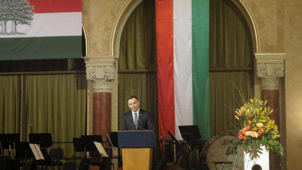 Andrzej Duda lengyel köztársasági elnök hangsúlyozta: a mai EU-ban kétségkívül értékválságnak lehetünk tanúi, azok az értékek vannak válságban, amelyre ez a civilizáció épült.