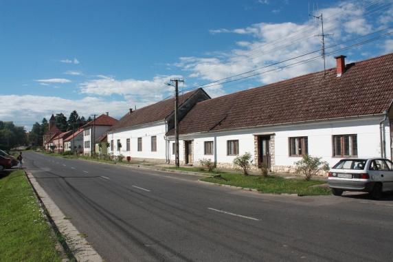 30 könyvtár és a múzeum