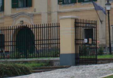 69 Meglévő kovácsoltvas kapu továbbélése új