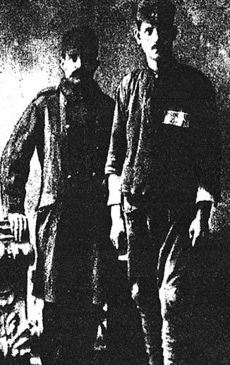 altiszt és 10 közember szükséges. 200 vagy több hadifogolynak munkásként való alkalmazása nem engedélyezhető. 14 A Komáromi Ujság 1914.