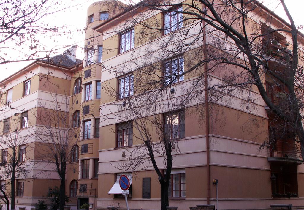 Pilkhoffer Mónika sére Pilch Andort, Hoffmann Lászlót és Kőszeghy Gyulát kérték föl. 58 A zsűri Kőszeghy munkáját ítélte a legjobbnak.