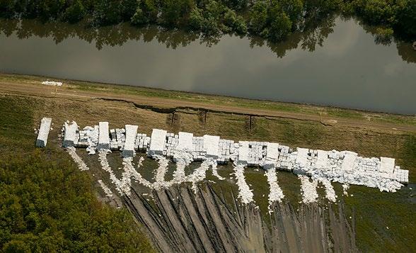 NAGYOBB EURÓPAI ÁRVÍZVÉDELMI RENDSZEREK ÖSSZEHASONLÍTÁSA BELVÍZVÉDELEM Magyarország Tisza-völgy Hollandia Pó völgye Ukrajna Loire völgye VÉDETT TERÜLET NAGYSÁGA 0 5000 10 000 15 000 20 000 25 000 km