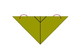 A túlnyúló kis háromszöggel rögzítse a hajtogatást úgy, hogy a túl oldalon szorosan
