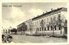 Szépliget, Schön au,
