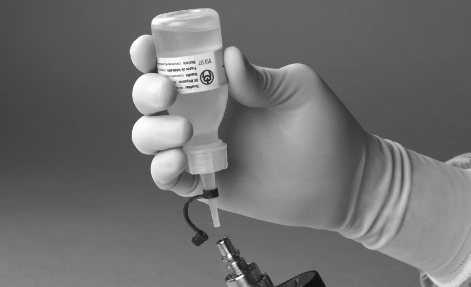Ápolás és karbantartás Karbantartás és kenés A karbantartás előtt lásd az alábbi eljárásokat: Cikkszám Eljárás Compact Air Drive II kézidarab Vegye le a tömítőkarmantyút (519.596) 511.
