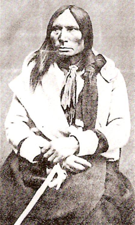 a kép fogságába kerül. Crazy Horse nevű Dakota indián törzsfőnök például egyenesen meg is tiltotta, hogy róla fényképet készítsenek az akkori mesterek.