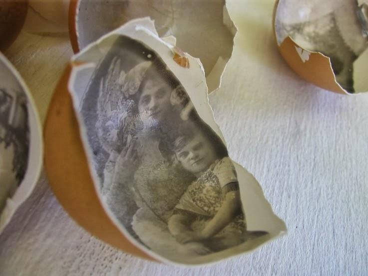 14.kep Sziksz Eszter, Emlék Tojáshéj: Mestervizsgám befejezése után kezdtem el egy teljesen új technikával foglalkozni.